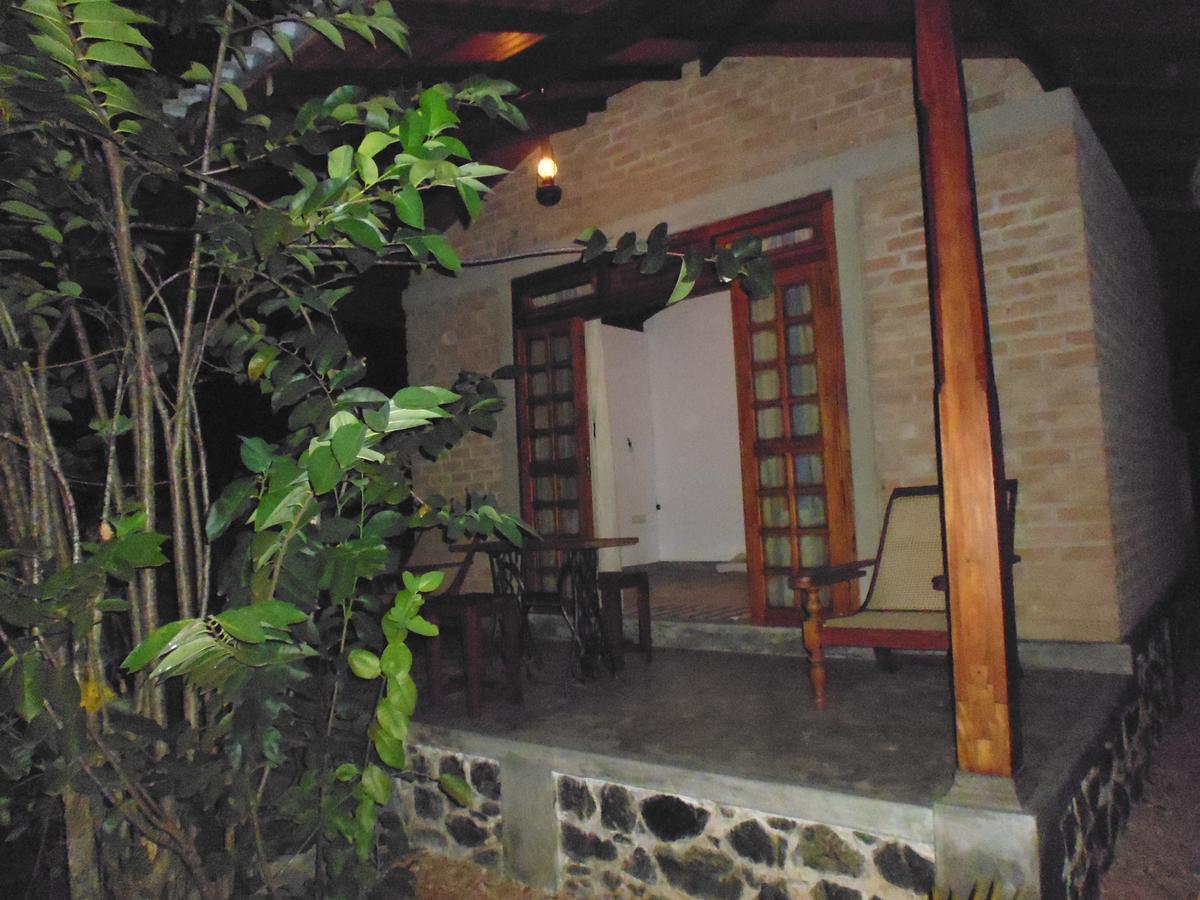 Lanrich Eco Villas Mirissa Buitenkant foto