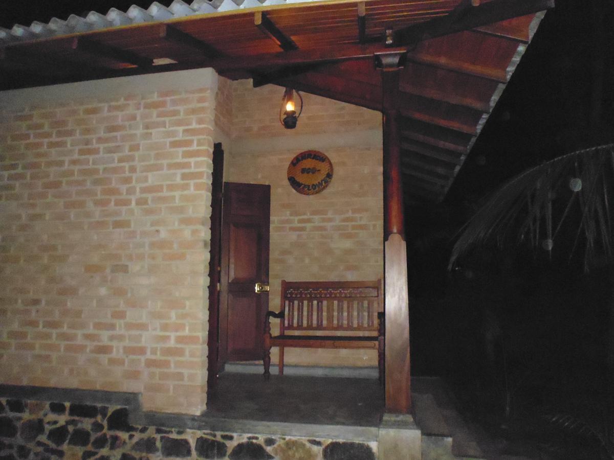 Lanrich Eco Villas Mirissa Buitenkant foto